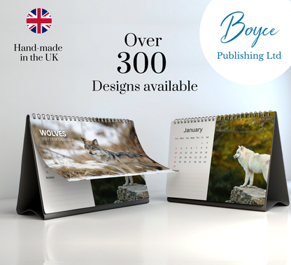 Wolf Desk Calendar 2027-2028